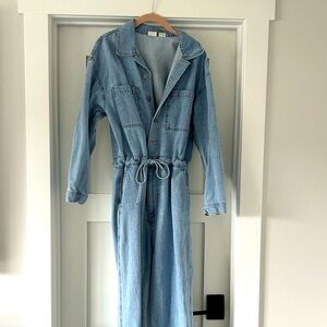 Levi’s Jumpsuit - size small
